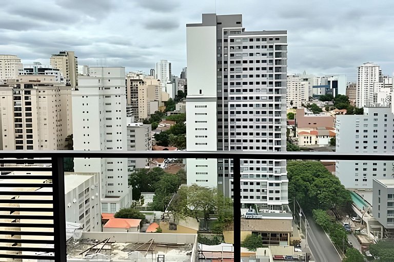 Apto de luxo com piscina incrível, academia(2005B)