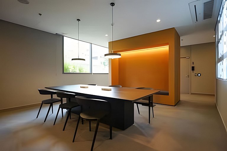 Apto de luxo com piscina incrível, academia(2005B)