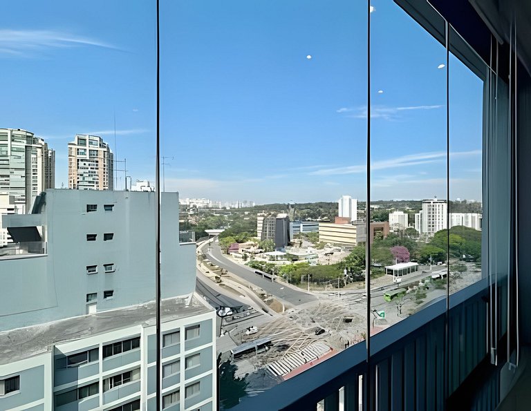 Apto com Piscina, Academia e Coworking (1402)