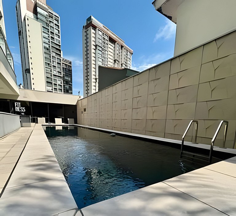 Apto com Piscina, Academia e Coworking (1402)