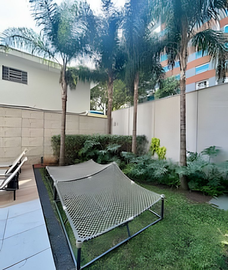 Apto com Piscina, Academia e Coworking (1402)