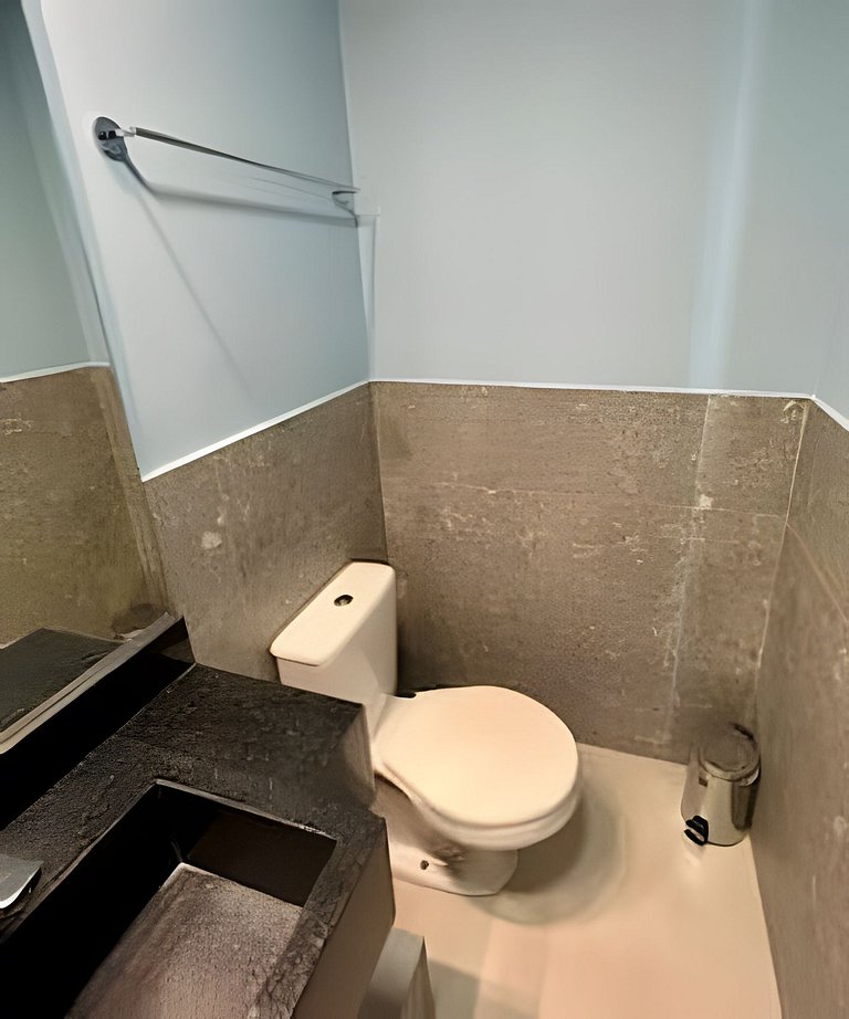 Apto com Piscina, Academia e Coworking (1402)
